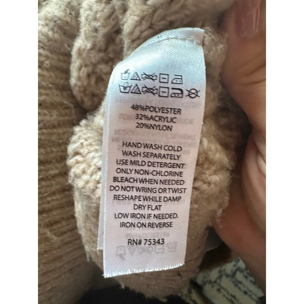 Happily Grey Knit Sweater Beige Textured Pullover Women's Size Medium - Picture 5 of 7